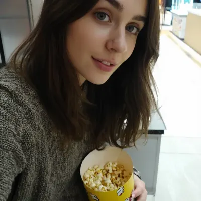 Элиза, 21