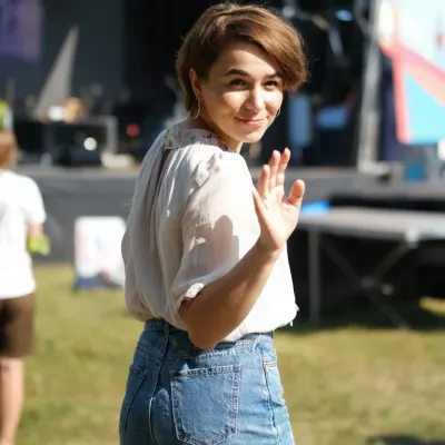 Камилла, 30